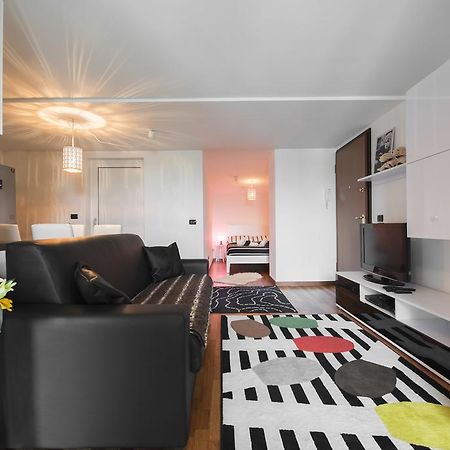 New Luxury Attic Santa Giulia Expo Apartment Milan Exterior photo
