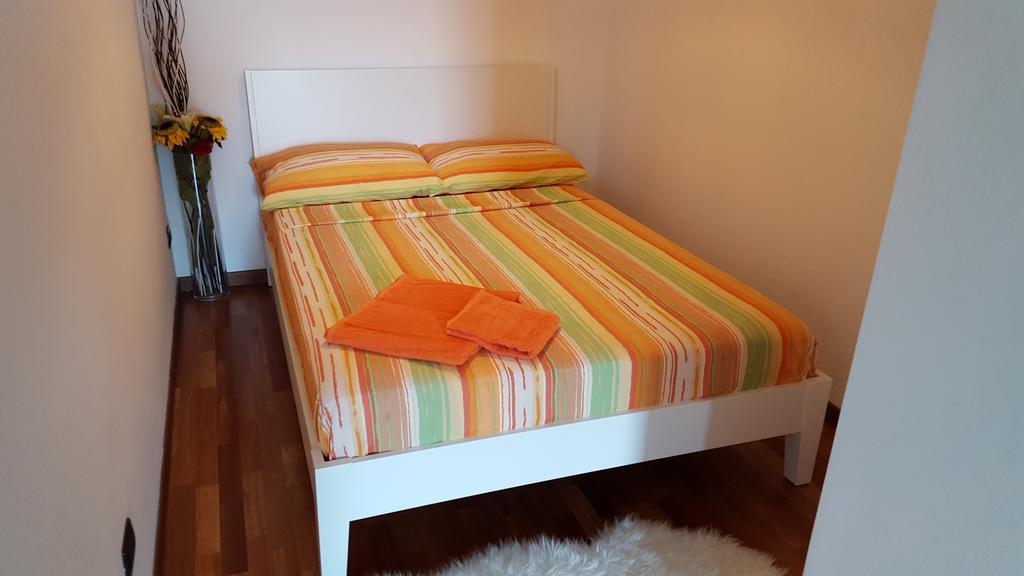 New Luxury Attic Santa Giulia Expo Apartment Milan Room photo