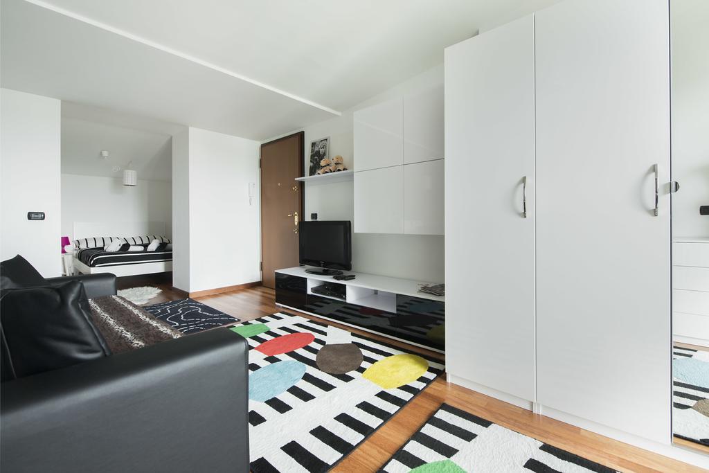 New Luxury Attic Santa Giulia Expo Apartment Milan Exterior photo